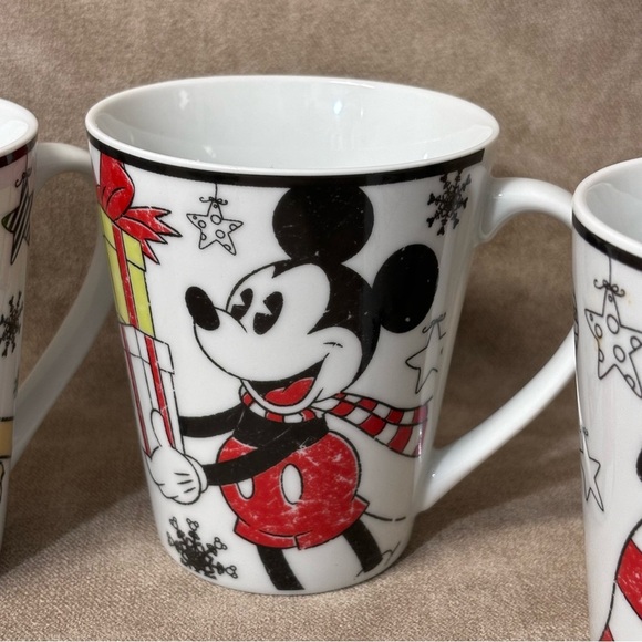 (4) Disney Coffee Mugs Mickey Mouse Goofy & Pluto - Picture 4 of 7